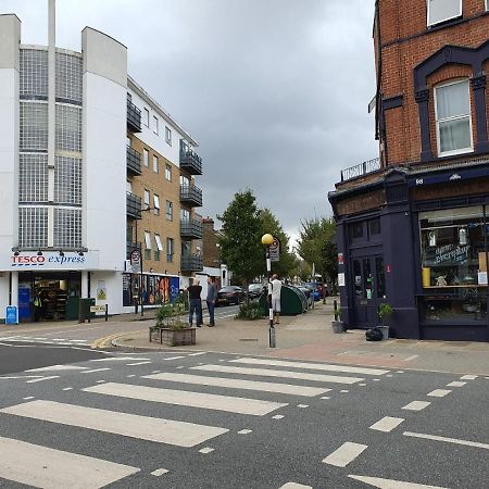 63B Willesden Lane Two Bed Apartment London Bagian luar foto