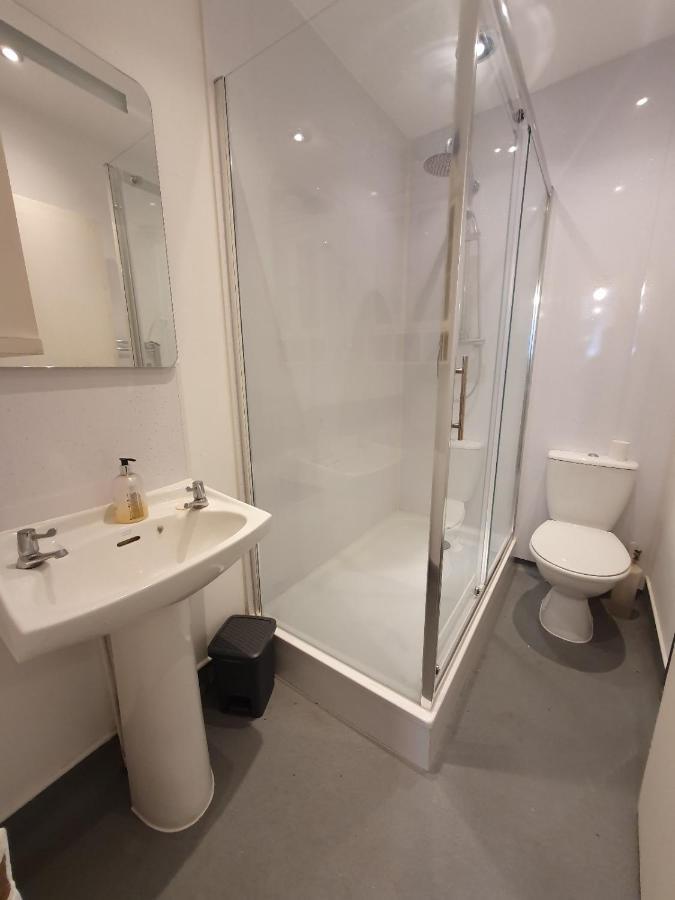 63B Willesden Lane Two Bed Apartment London Bagian luar foto